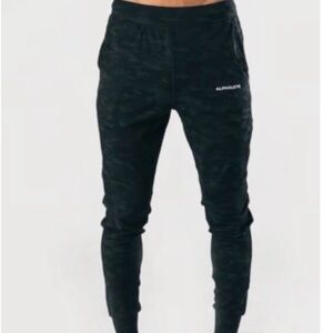 Alphalete Premium Camo Joggers
